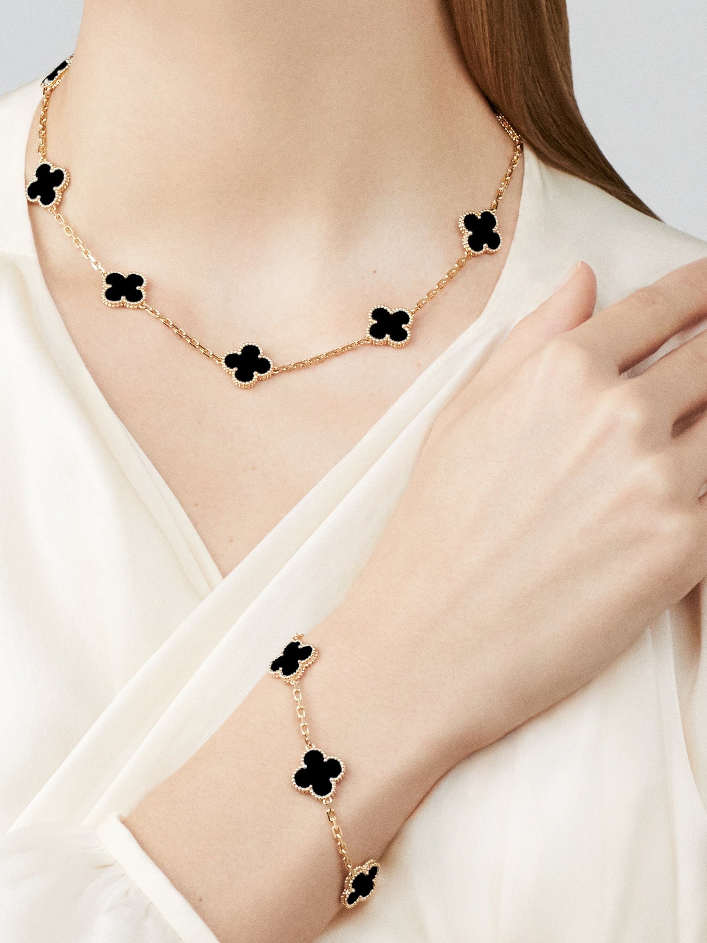 CLOVER NECKLACE 10 DESIGNS | BLACK