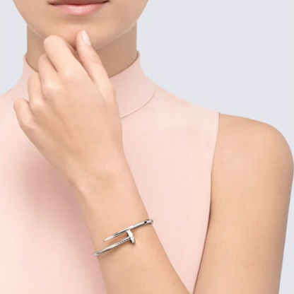 ELEGANT PIN BRACELET SILVER