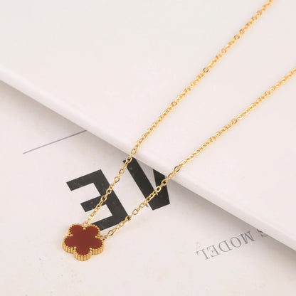 CLOVER LEAF NECKLACE | RED